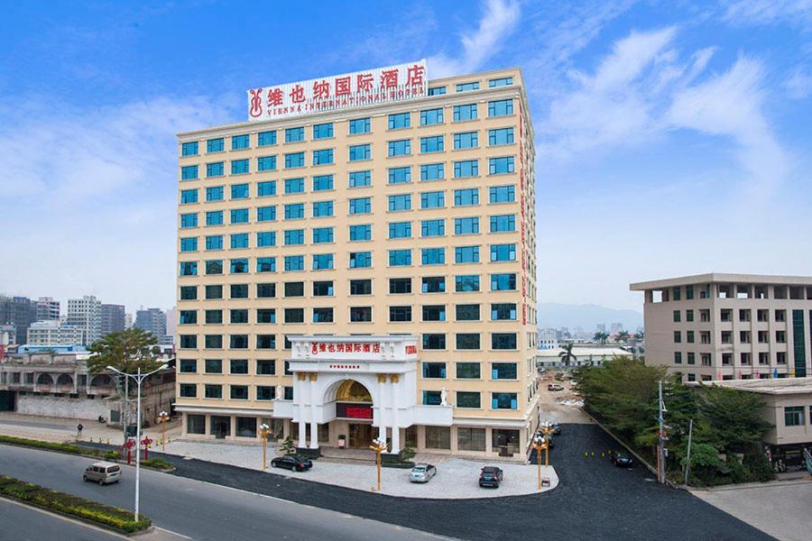 Vienna International Hotel Puning International Commodity City Exterior photo